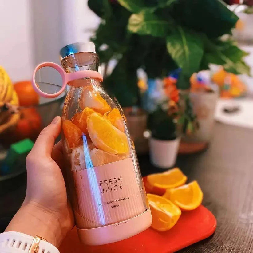 Electric Portable Mini Juicer Bottle | Wireless Personal Size Juicer Blender